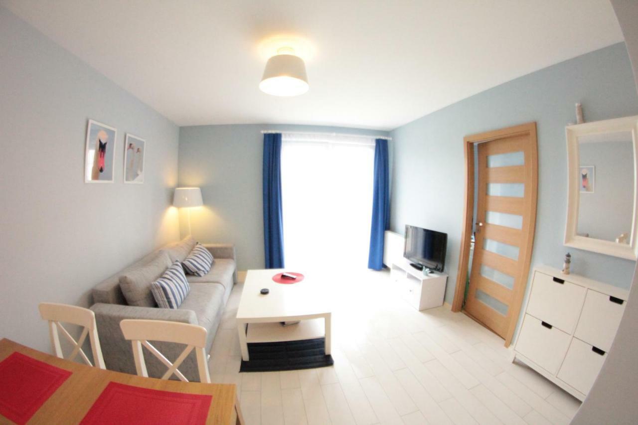 Apartament Kapitanski Bursztynowe Komnaty Darlowko Exterior photo